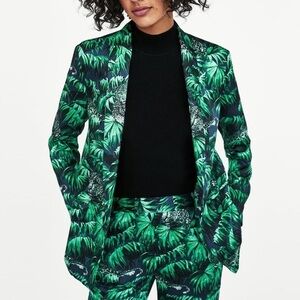 Zara Green Jungle Print Blazer Size XS NWOT.